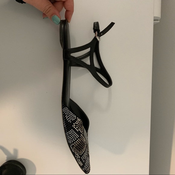 Michael Kors beaded flats with strap - Picture 3 of 6